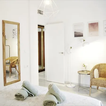 Reformado Coqueto Fleming A 5 Minutos Mezquita Wifi Aire Posibilidad Parking * Córdoba